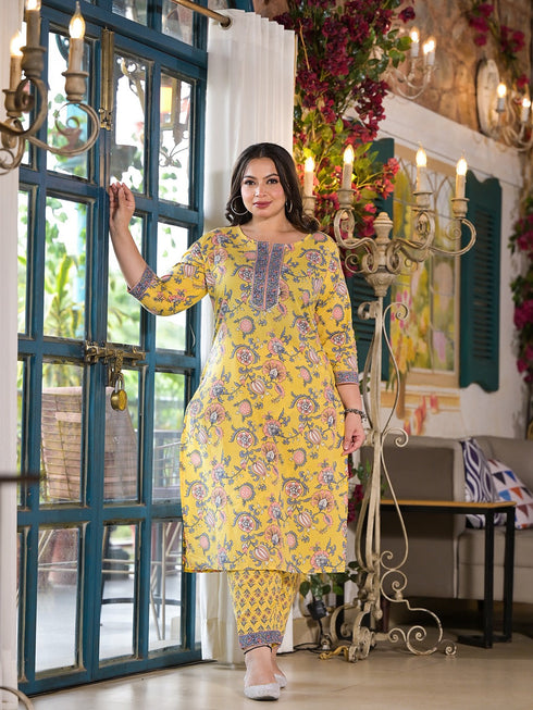 Women Plus Size Yellow Pure Cotton Kurta Set With Dupatta